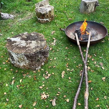 Summerhouse Close To Nature And 펜션