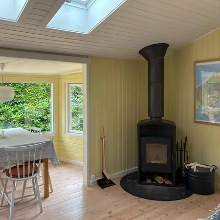 Summerhouse Close To Nature And Rørvig
