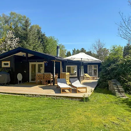 Semesterbostad Summerhouse Close To Nature And Rørvig