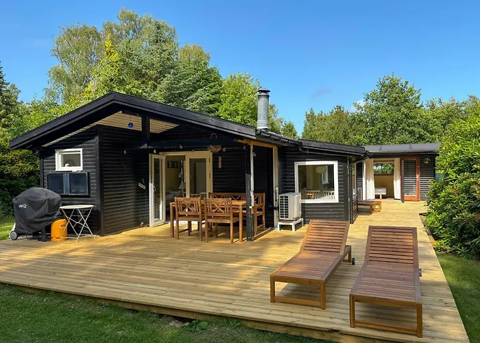 Summerhouse Close To Nature And Сasa de vacaciones *