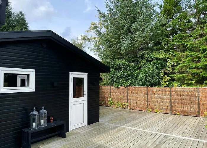 Summerhouse Close To Nature And Сasa de vacaciones *